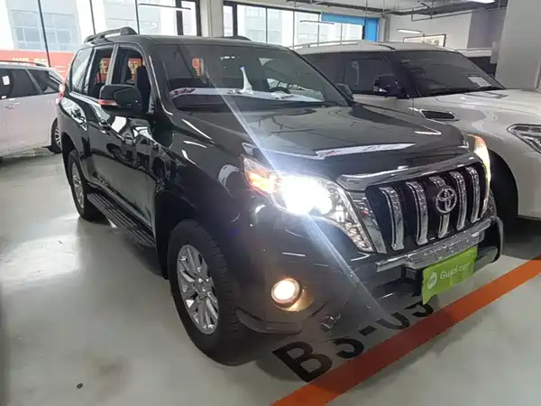 Toyota Prado 2016