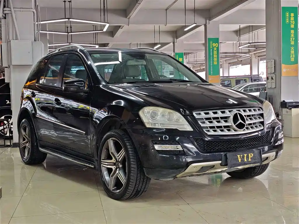 Mercedes-Benz M-Class 2011 — фото 3