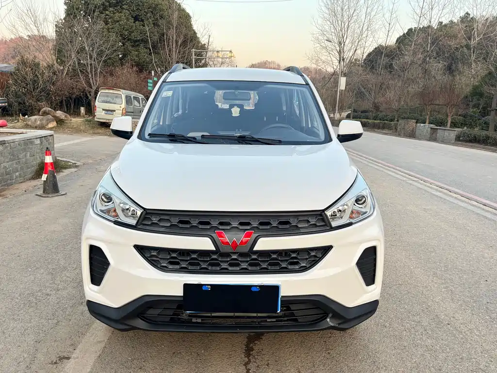 Wuling Hongguang S3 2021 — фото 2