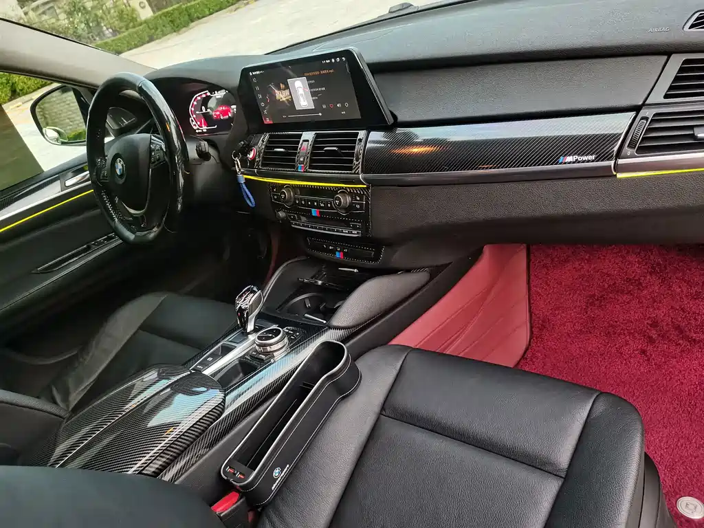 BMW X6 2015 — фото 25