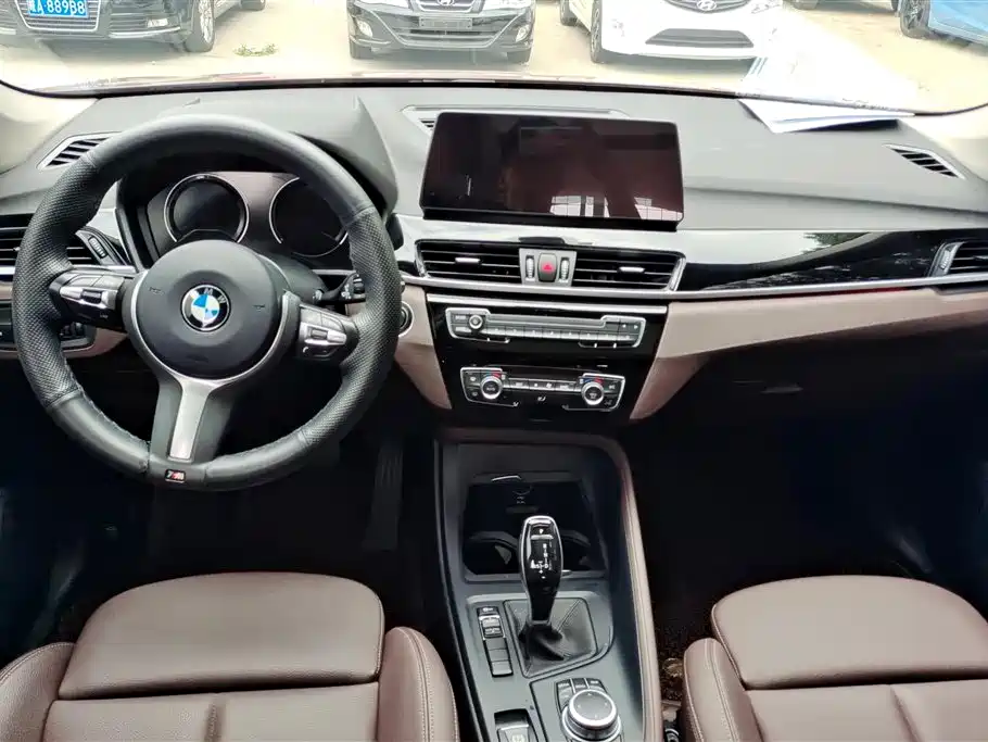 BMW X1 2022 — фото 11