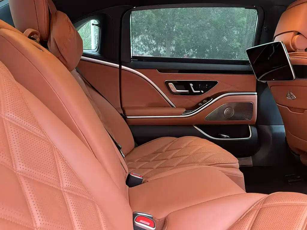 Mercedes-Benz Maybach S-Class 2024 — фото 15