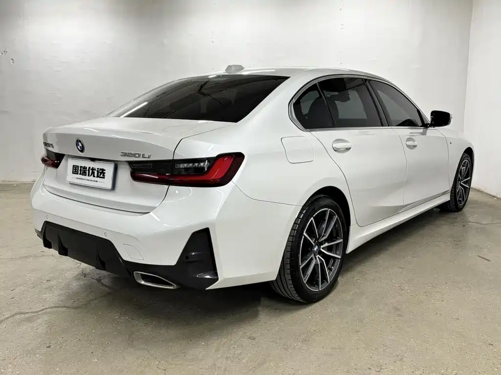 BMW 3 Series 2023