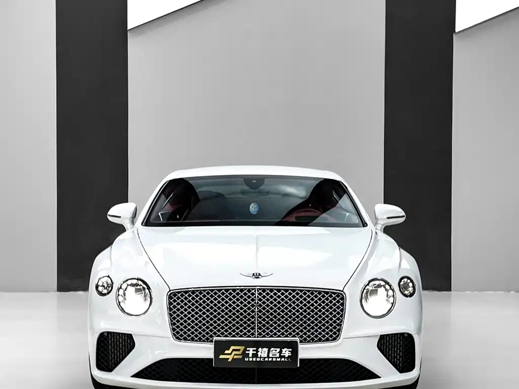 Bentley Continental 2020 — фото 2