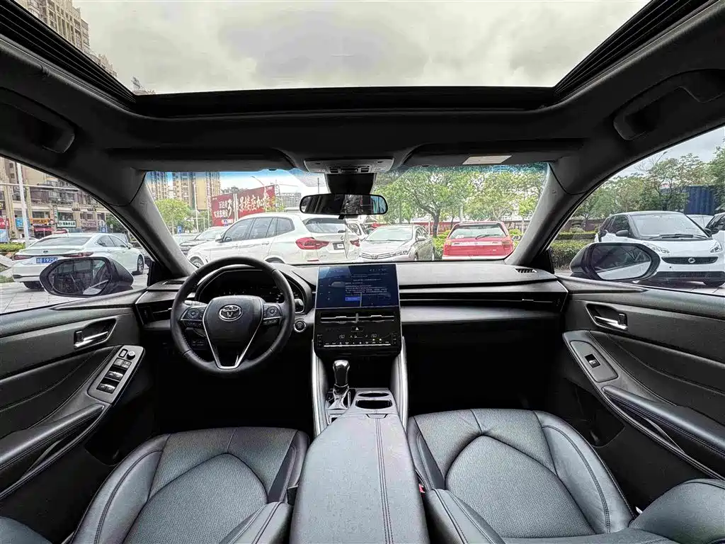 Toyota Avalon 2022 — фото 15