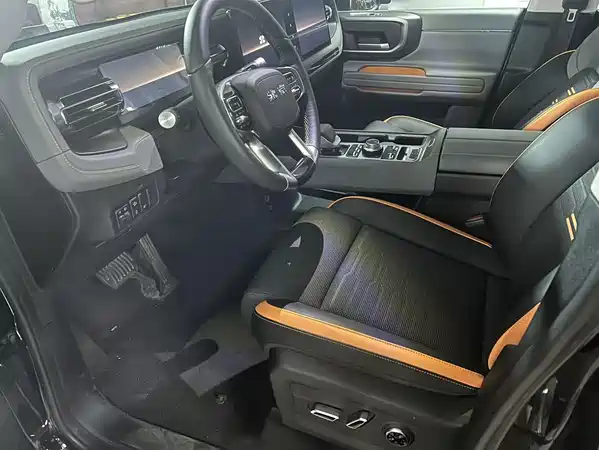BAIC BJ40 2024