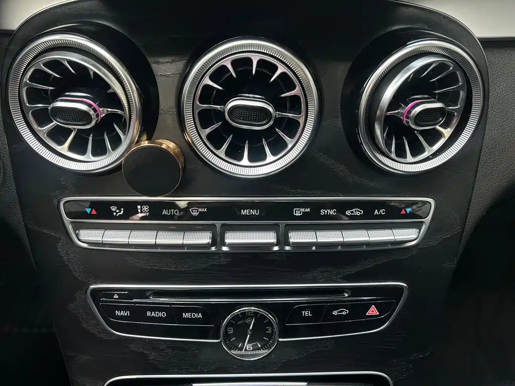 Mercedes-Benz C-Class 2018 — фото 13