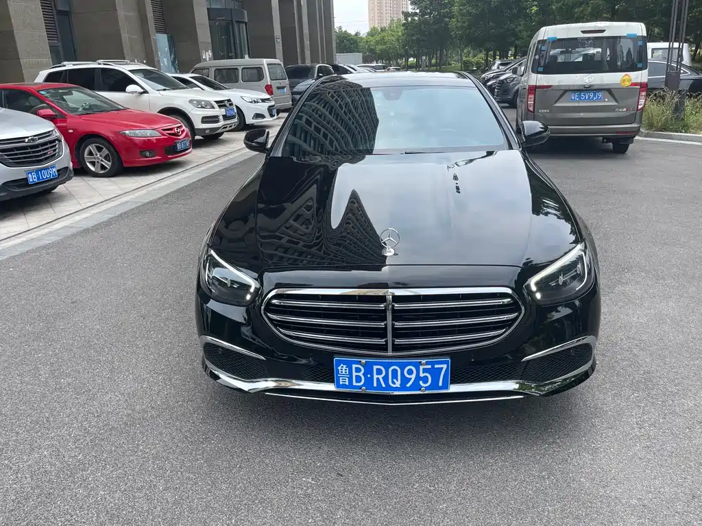 Mercedes-Benz E-Class 2021