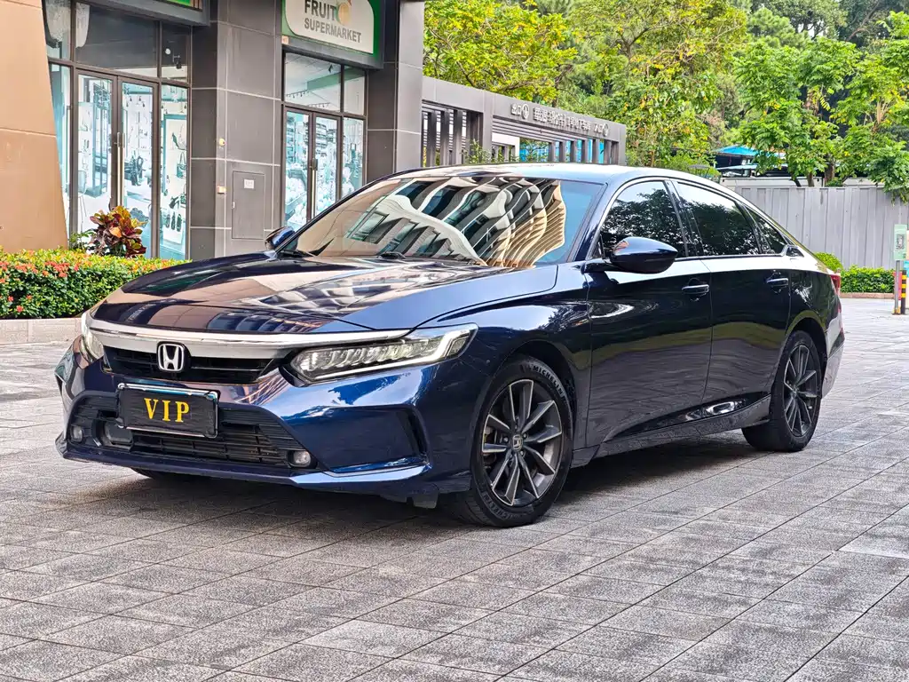 Honda Inspire 2022 — фото 1