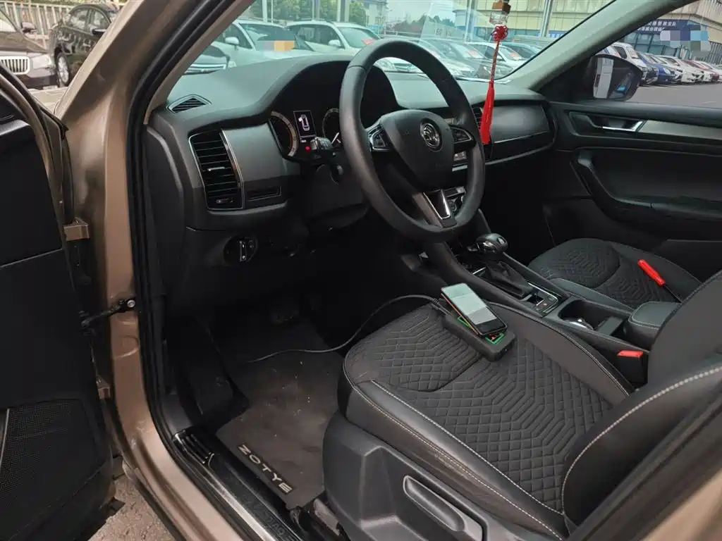Skoda Kodiaq 2018 — фото 16