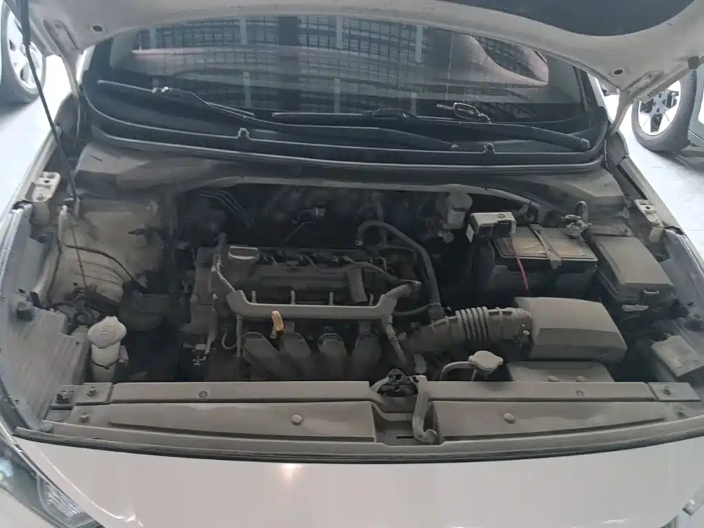 Hyundai Verna 2018 — фото 20