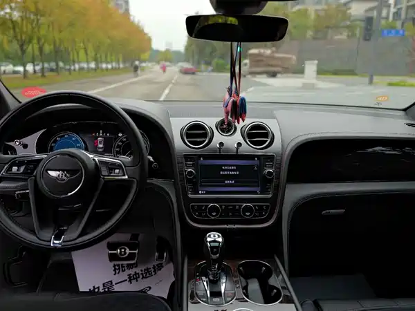 Bentley Bentayga 2018