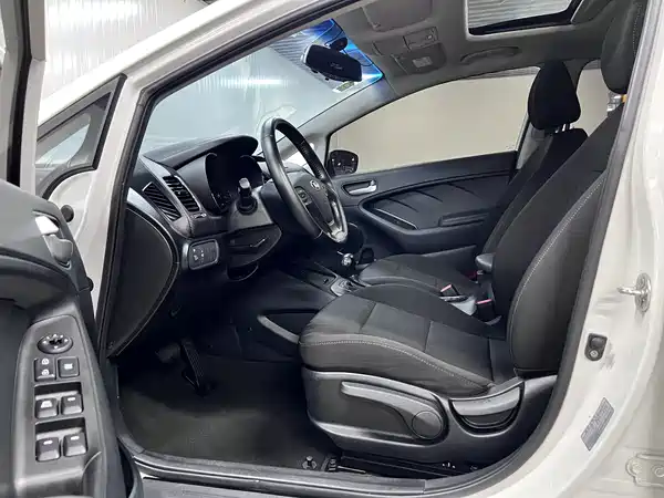Kia K3 2014