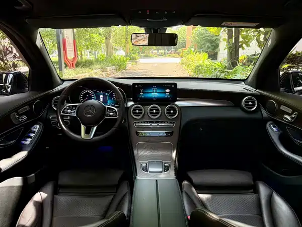 Mercedes-Benz GLC 2021