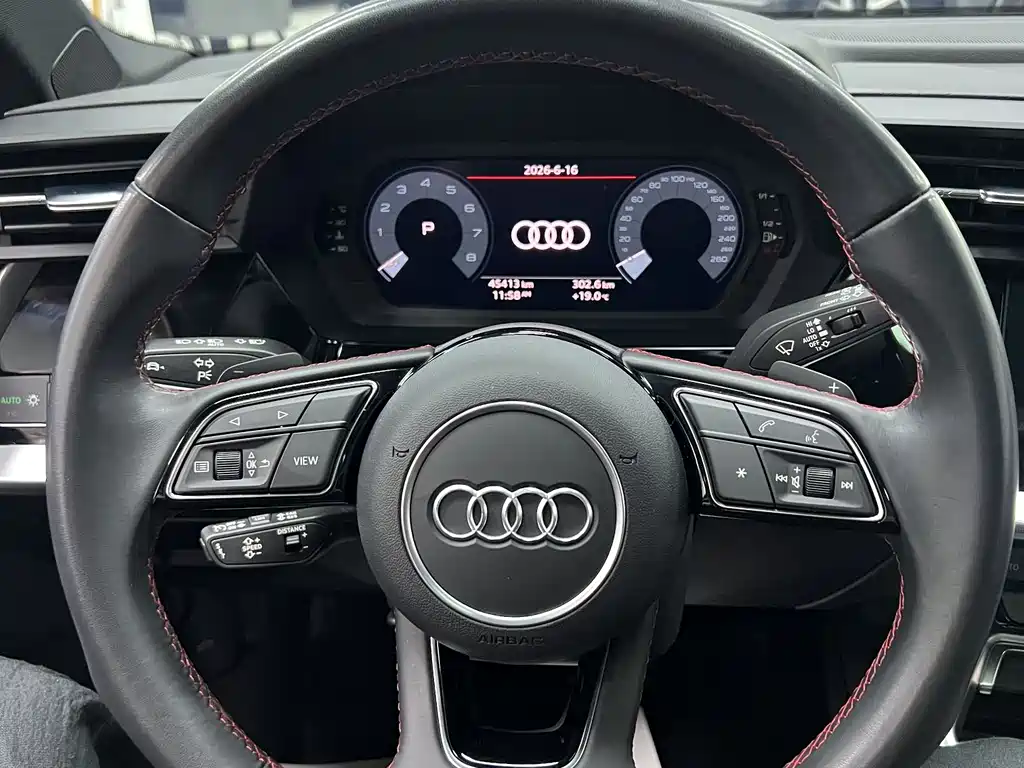 Audi A3 2022 — фото 12