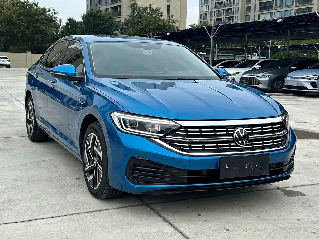 Volkswagen Sagitar 2022