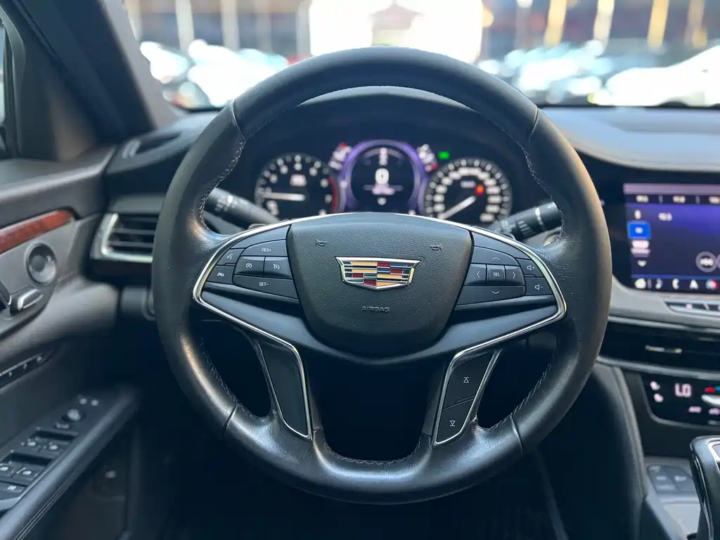 Cadillac CT6 2019 — фото 12