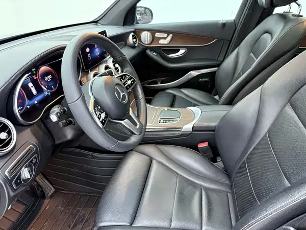 Mercedes-Benz GLC 2021