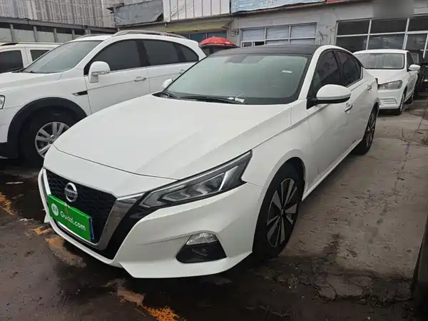 Nissan Teana 2026