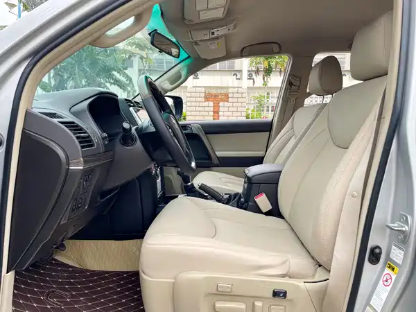 Toyota Prado 2010