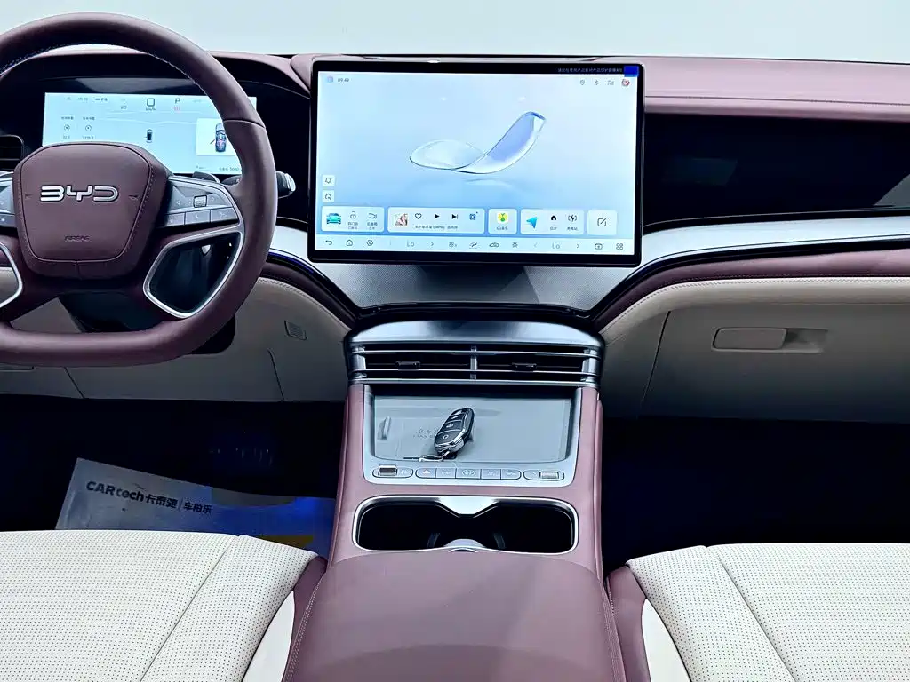 BYD Seal 07 DM-i 2025 — фото 23