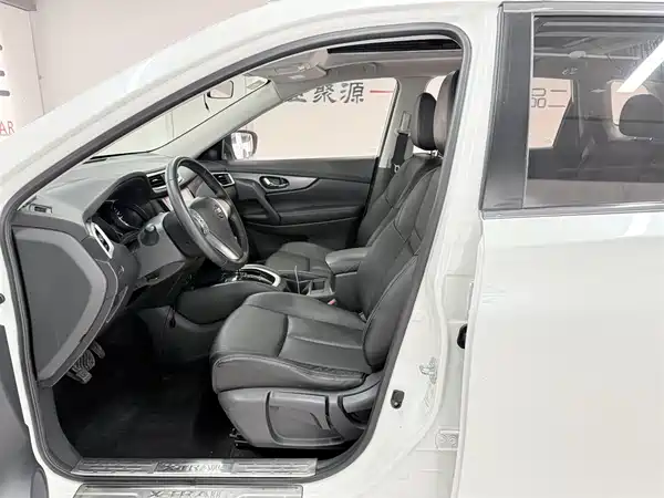 Nissan X-Trail 2014