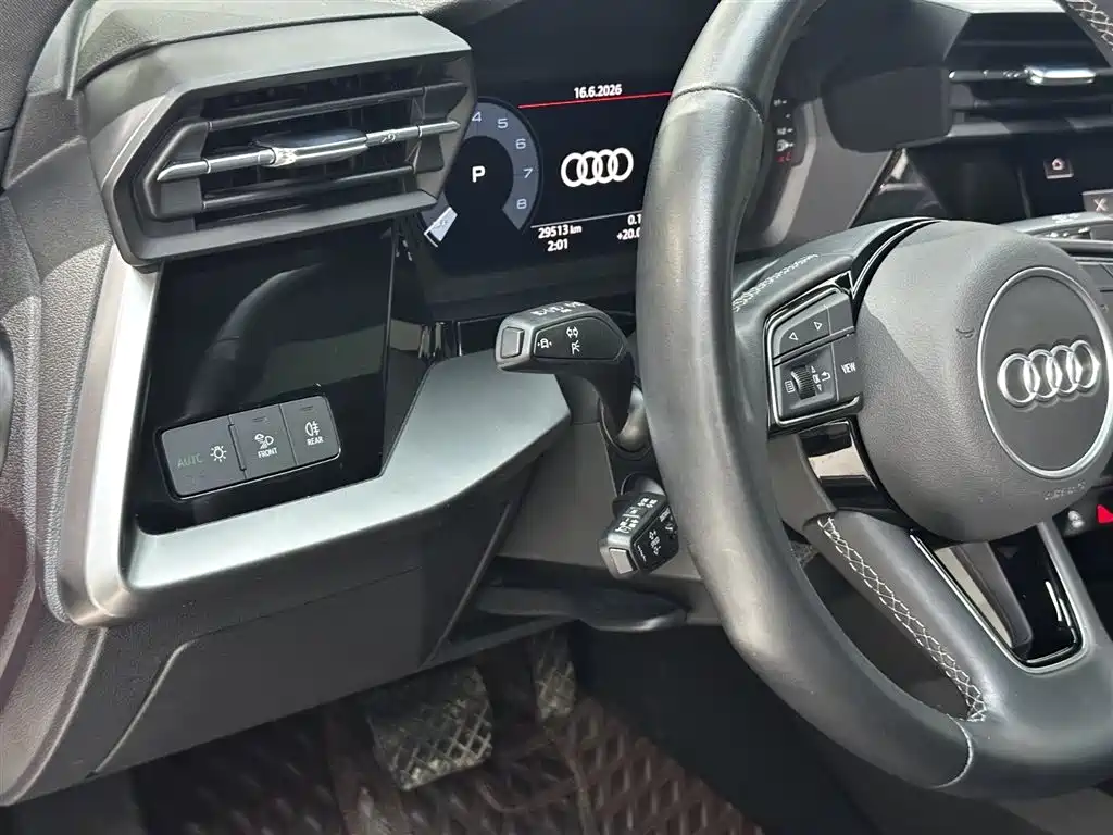Audi A3 2022 — фото 19
