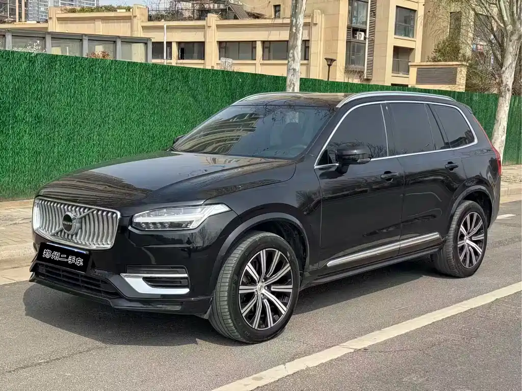 Volvo XC90 2024 — фото 1