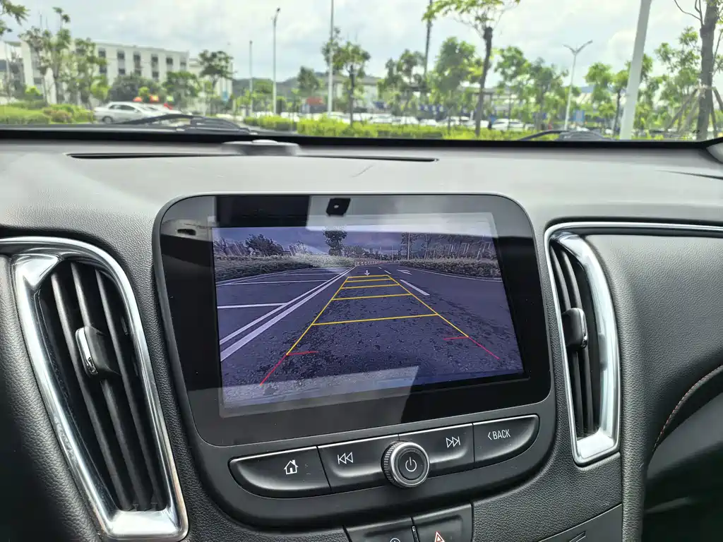 Chevrolet Malibu XL 2021 — фото 12