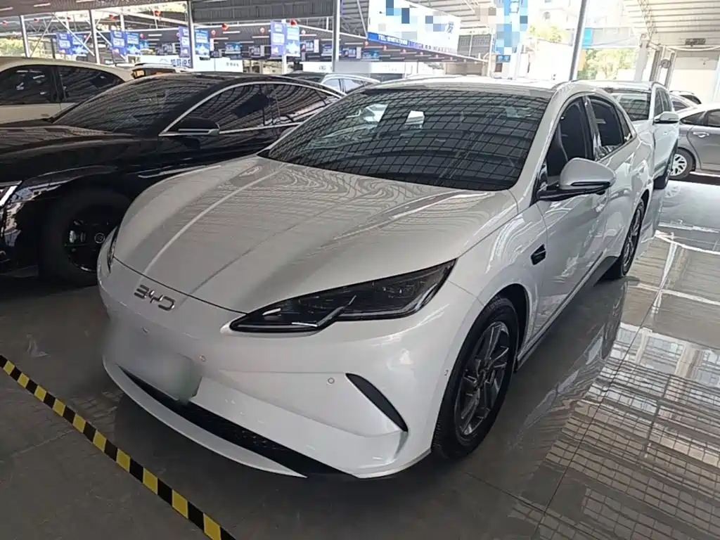 BYD Seal 06 2025 — фото 1