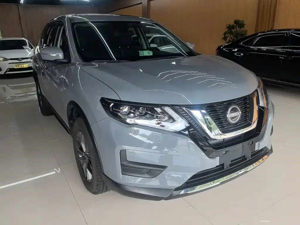 Nissan X-Trail 2025
