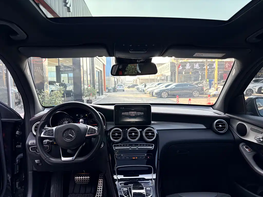 Mercedes-Benz GLC AMG 2019 — фото 9
