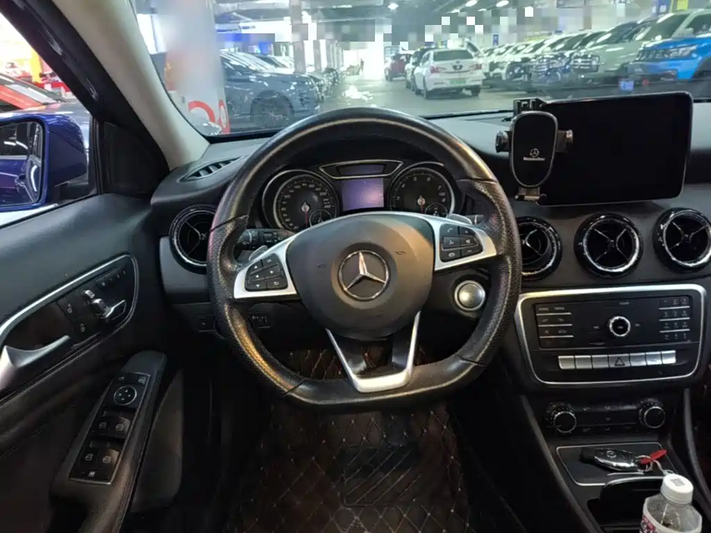 Mercedes-Benz GLA 2019 — фото 11