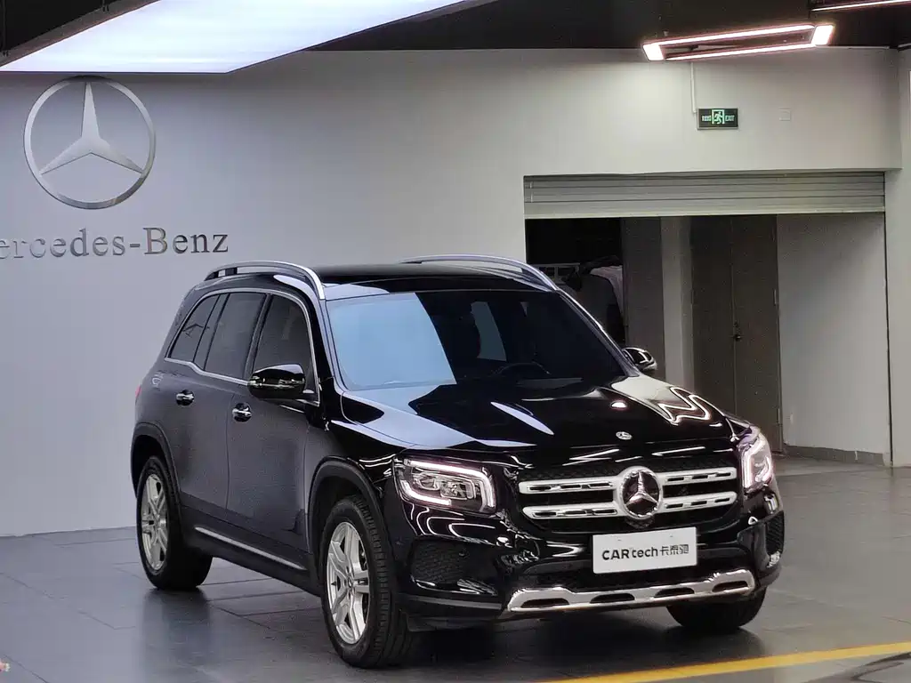 Mercedes-Benz GLB 2023 — фото 3