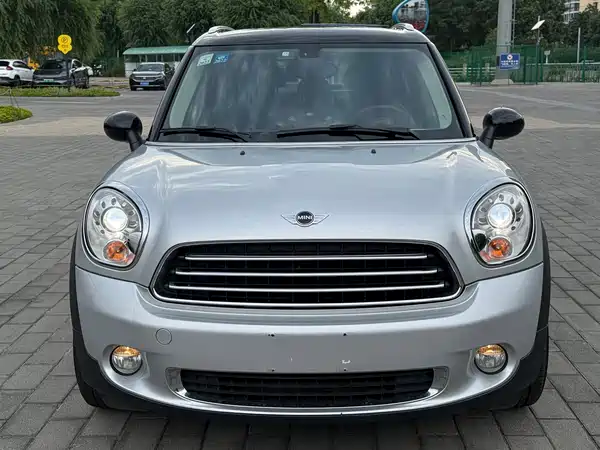 MINI Countryman 2011