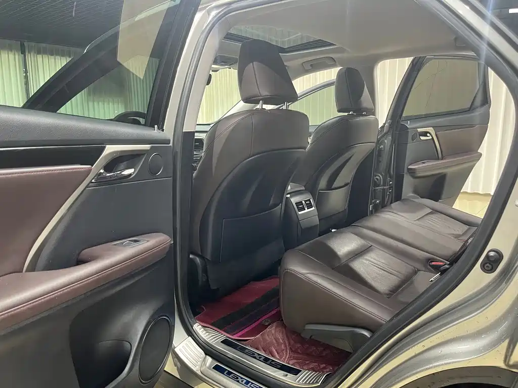 Lexus RX 2022 — фото 10