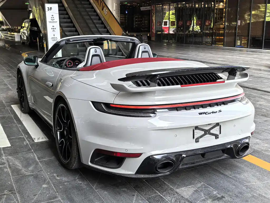 Porsche 911 2022