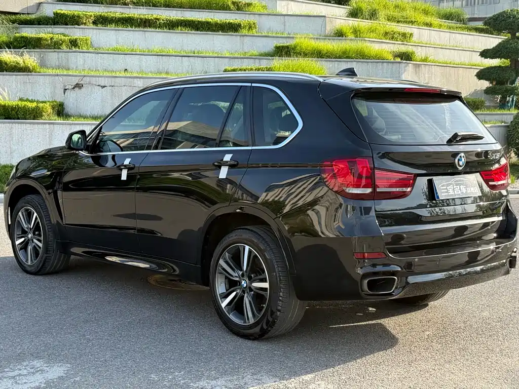 BMW X5 2017 — фото 15
