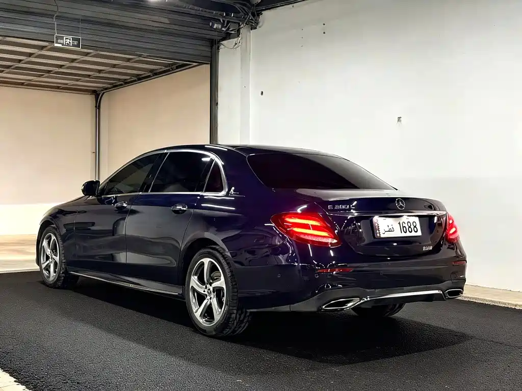 Mercedes-Benz E-Class 2019 — фото 8