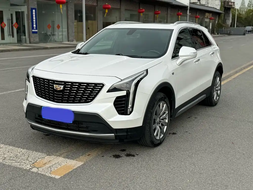 Cadillac XT4 2020 — фото 1