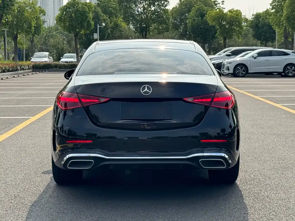 Mercedes-Benz C-Class 2023 — фото 5