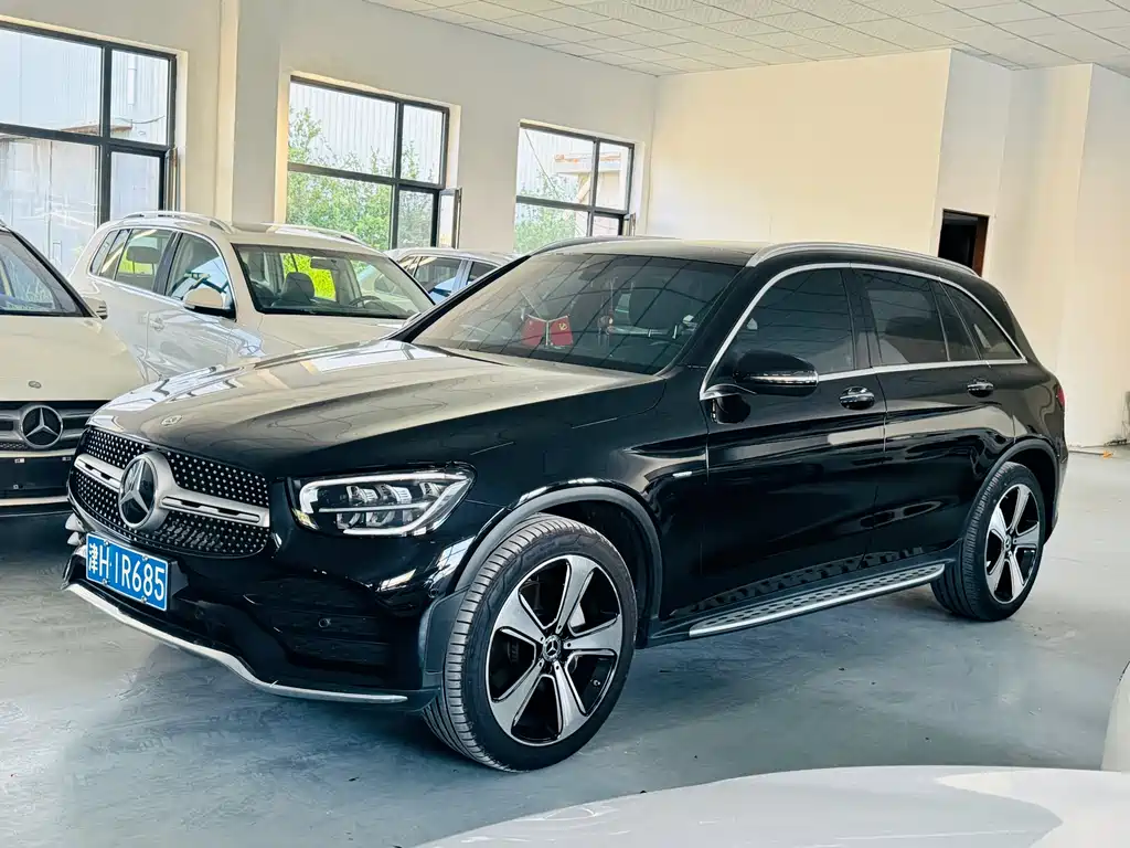 Mercedes-Benz GLC 2023 — фото 1