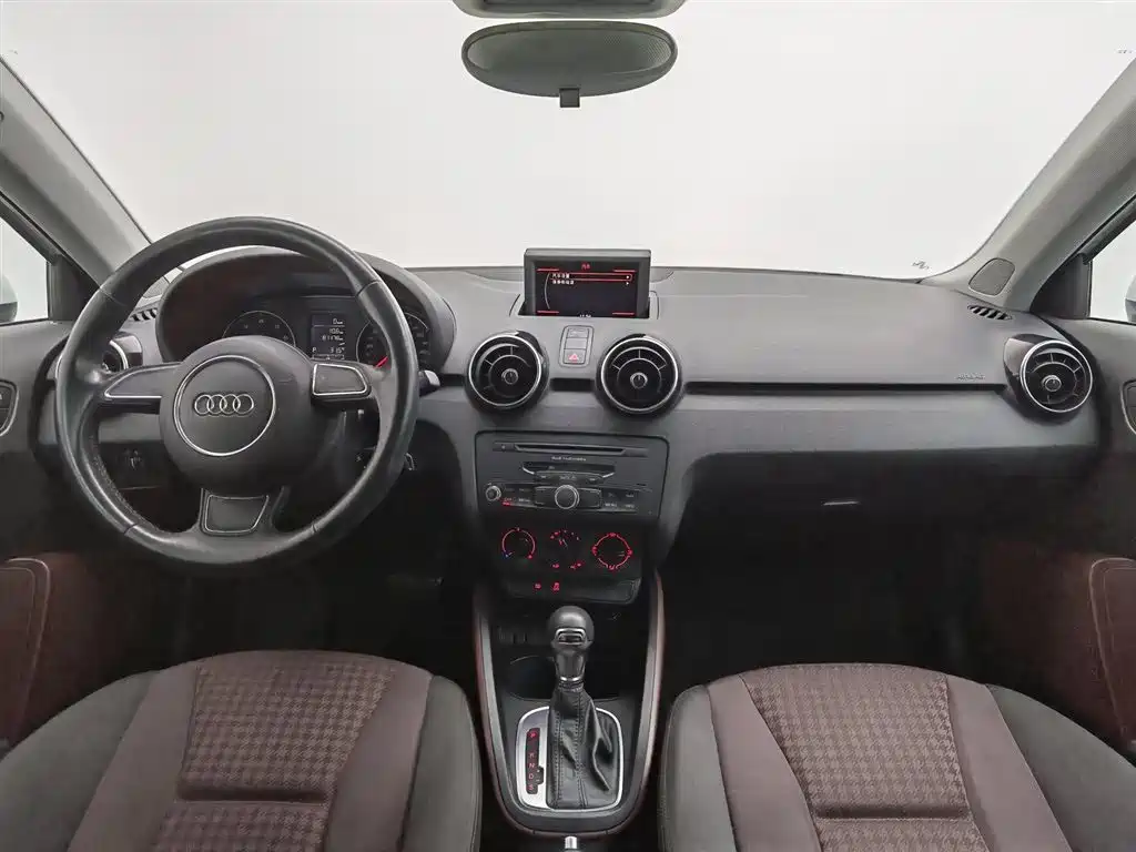 Audi A1 2015