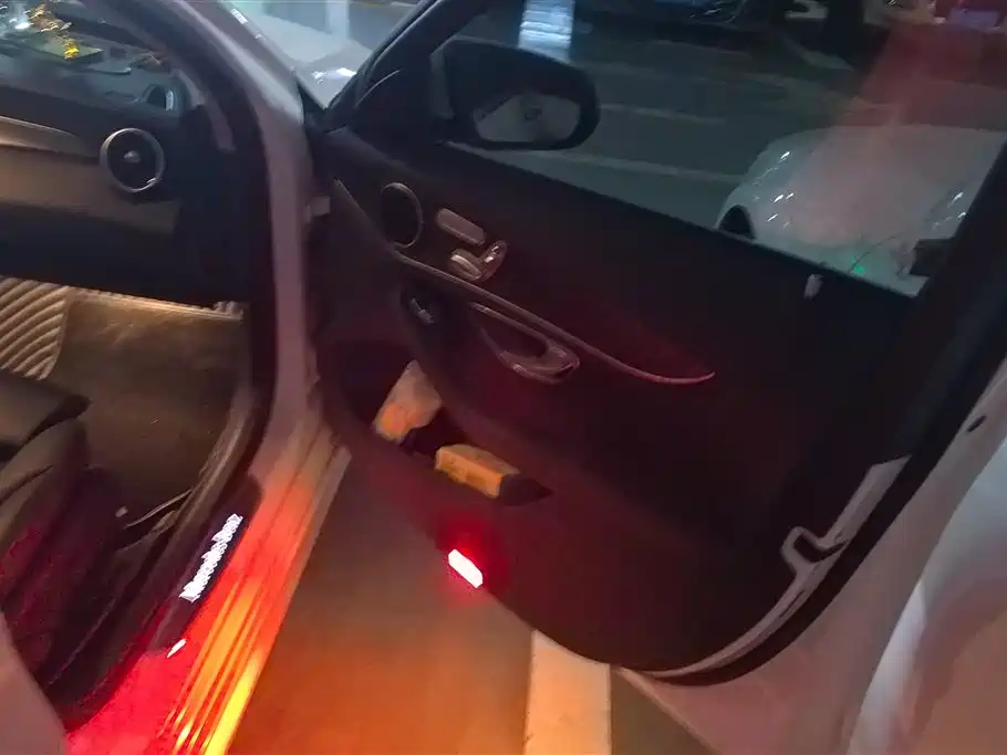 Mercedes-Benz C-Class 2019
