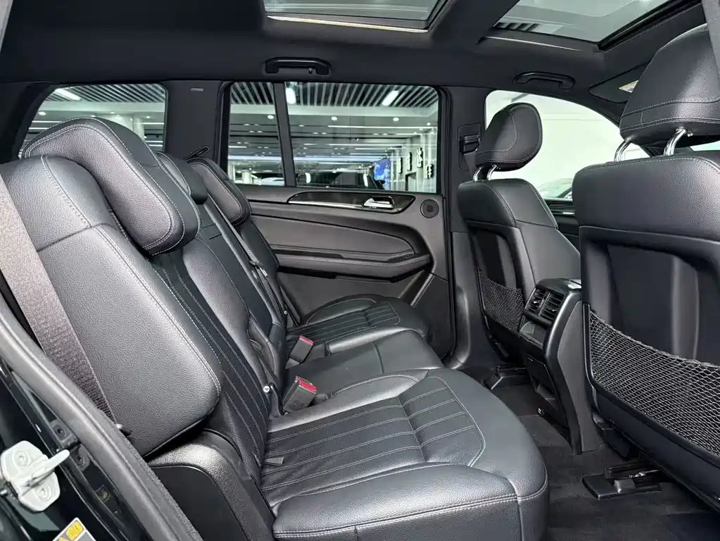 Mercedes-Benz GLS 2017 — фото 13