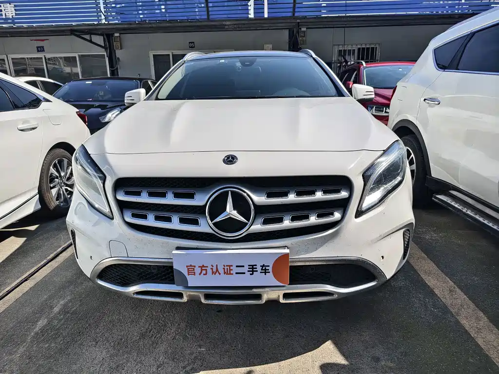 Mercedes-Benz GLA 2019