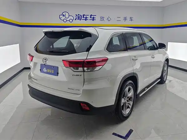 Toyota Highlander 2018