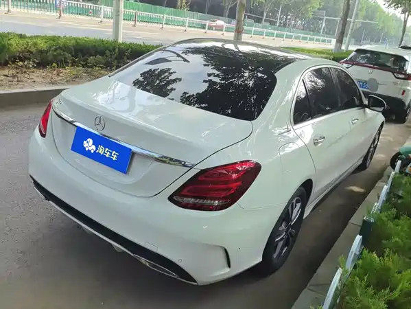 Mercedes-Benz C-Class 2018