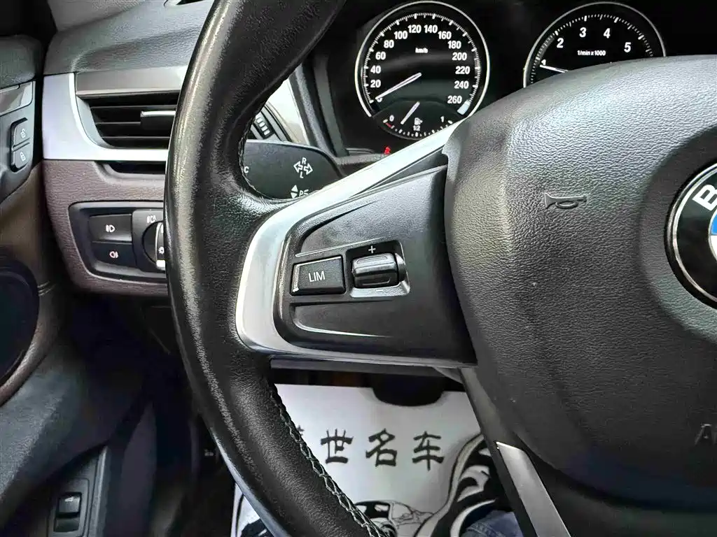 BMW X1 2019 — фото 11
