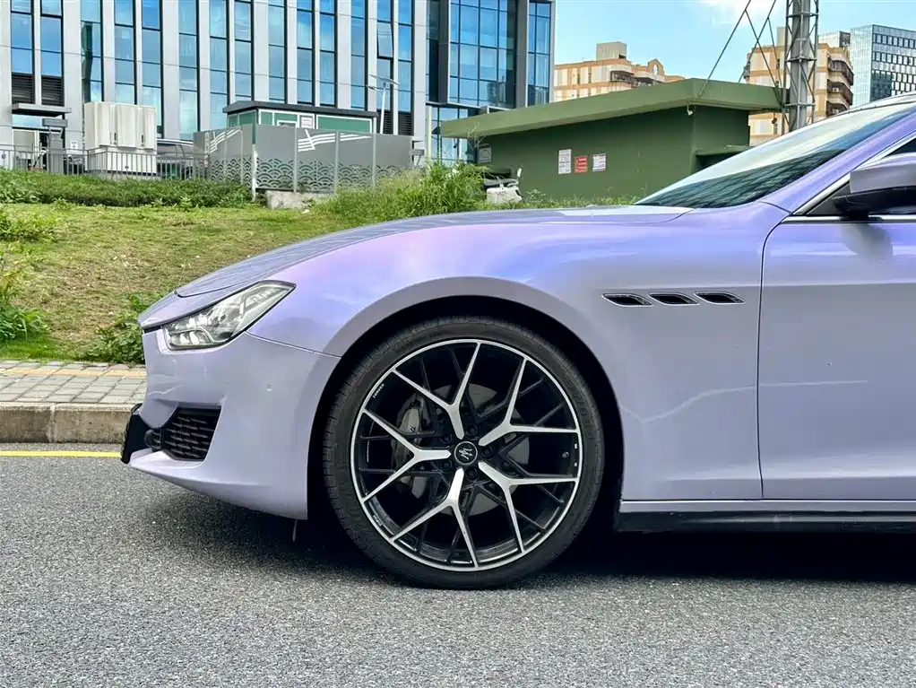 Maserati Ghibli 2020 — фото 4